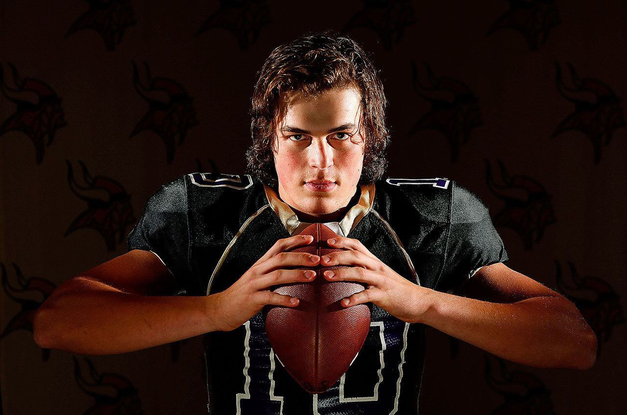 Former Lake Stevens quarterback Jason Eason, currently enrolled at the University of Georgia, is The Herald’s 2016 Boys High School Athlete of the Year. (Andy Bronson / The Herald)