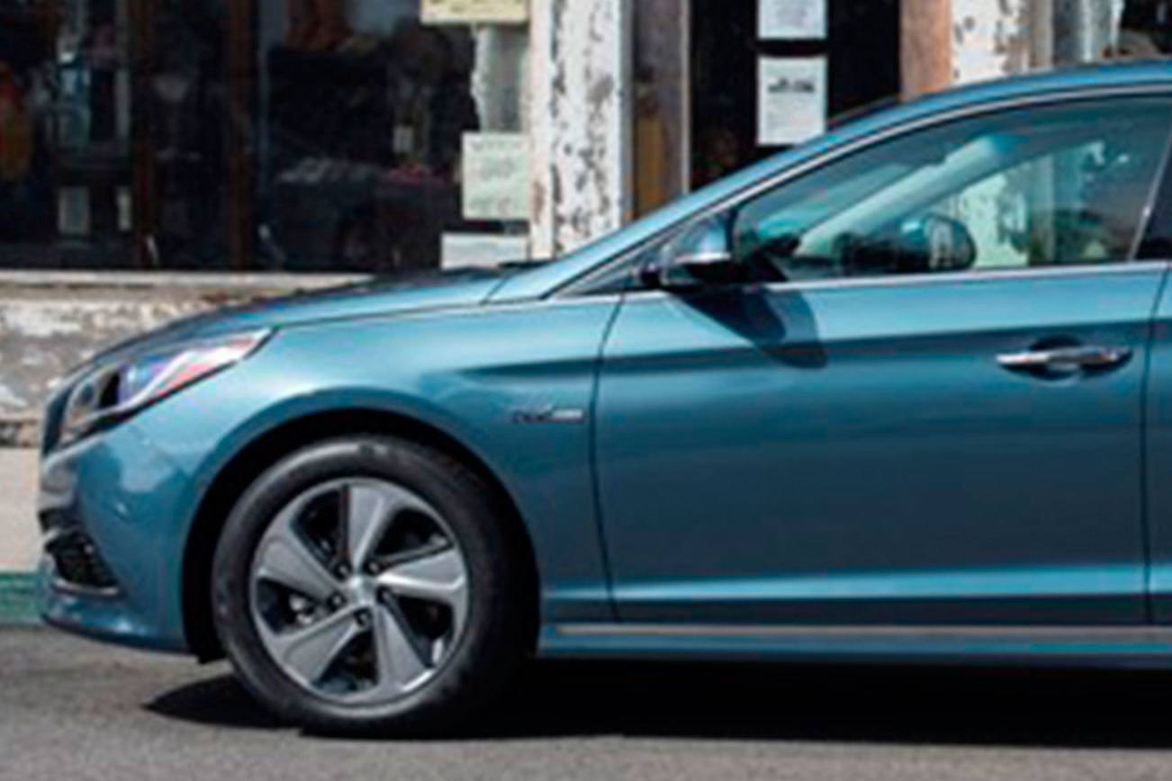 Hybrid Hyundai Sonata gives drivers the best of both worlds
