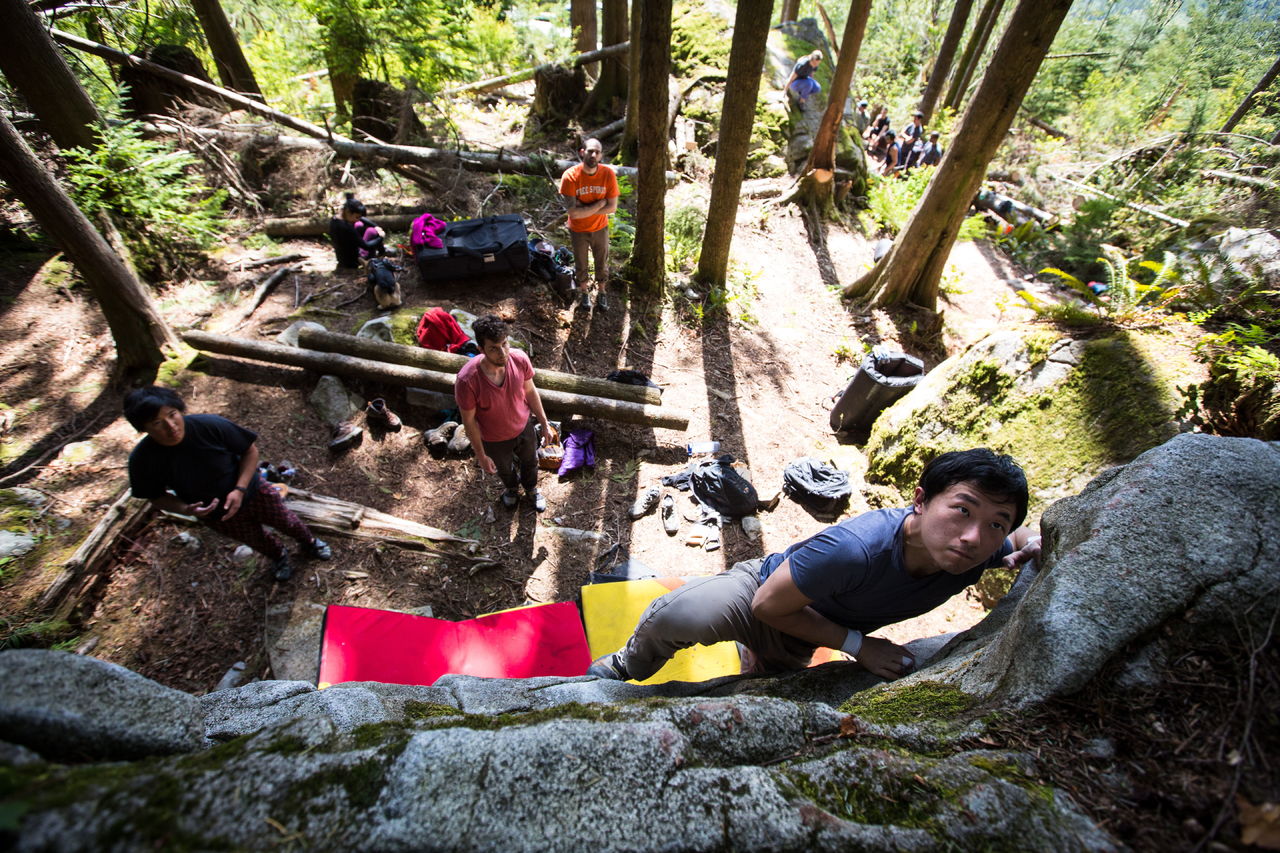 Bouldering buffs spruce up coveted Gold Bar climbing terrain