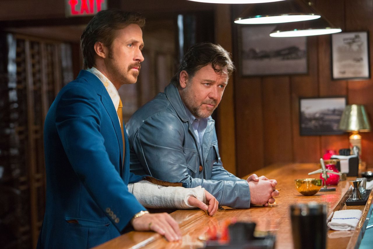 Ryan Gosling (left) and Russell Crowe get in each other’s way while searching for a missing girl in “The Nice Guys.”