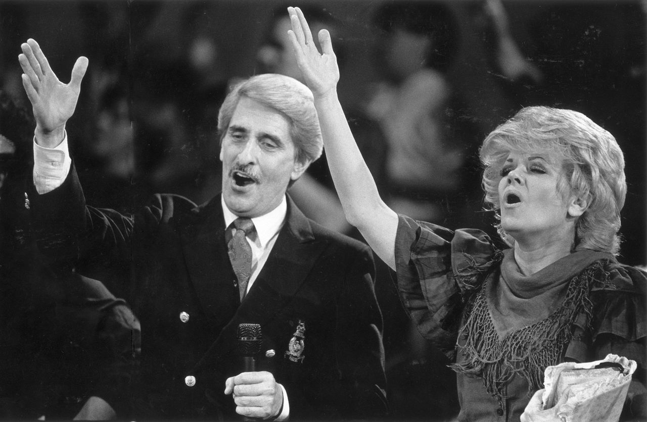 Paul and Jan Crouch during the taping of a 1997 “Praise the Lord” show in Selma, California, at the Cathedral of Light Church. Jan Crouch died Tuesday following a stroke.