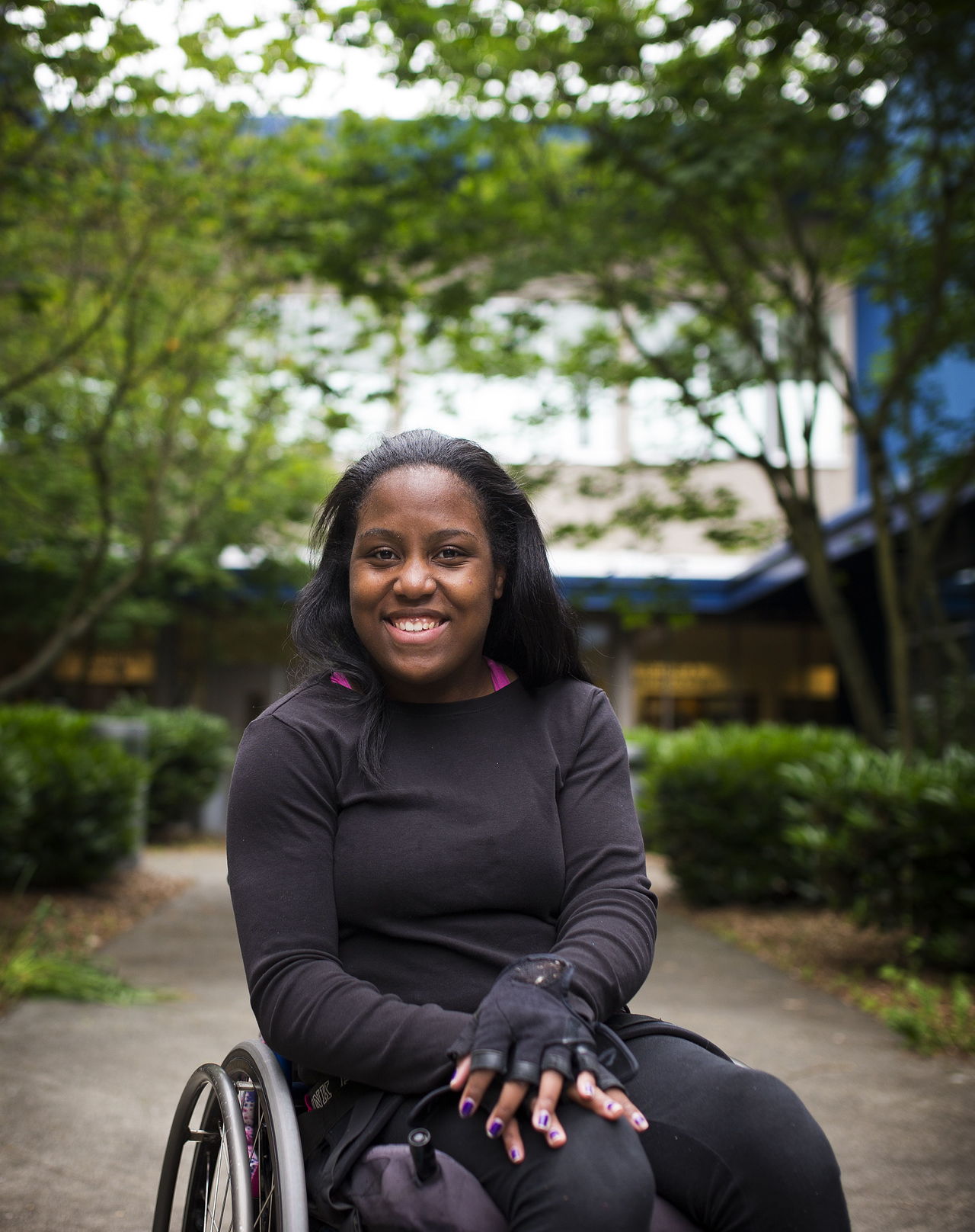 Mariner High School senior Yasmine Myers is interested in pursuing a career in nursing. Currently, she volunteers at Discovery Elementary School in Everett and enjoys studying math at school.