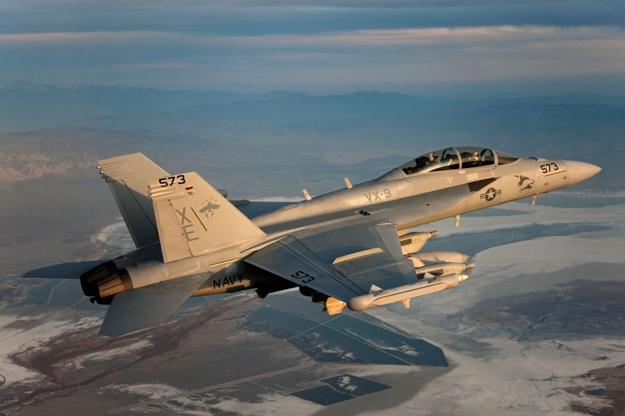 An EA-18G Growler cruises over the desert during a 2009 mission.