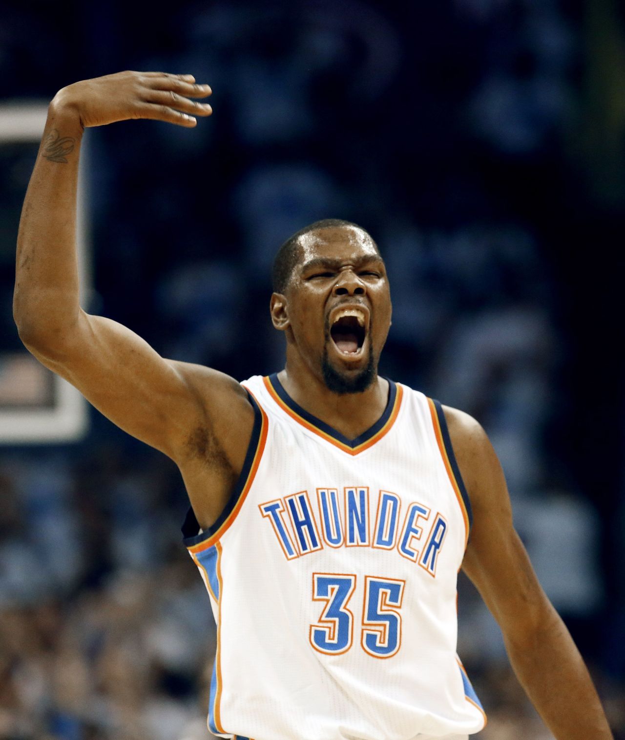 The Thunder’s Kevin Durant scored 33 points as Oklahoma City defeated the Warriors 133-105 in Game 3 of their NBA Western Conference finals series.