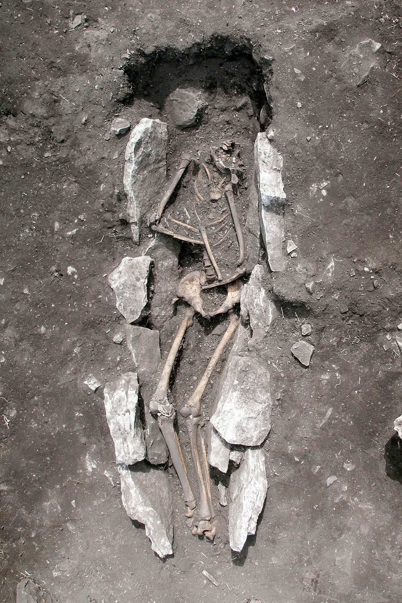 An 11th century B.C. skeleton of a teenager excavated at Mount Lykaion in the southern Peloponnese region of Greece, the mountaintop sanctuary of Zeus, king of the ancient Greek gods. (Greek Culture Ministry)