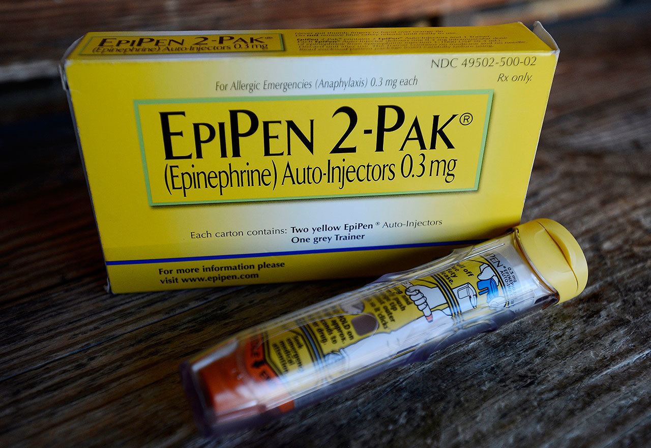 Editorial: EpiPen price jump points to drug-pricing problem