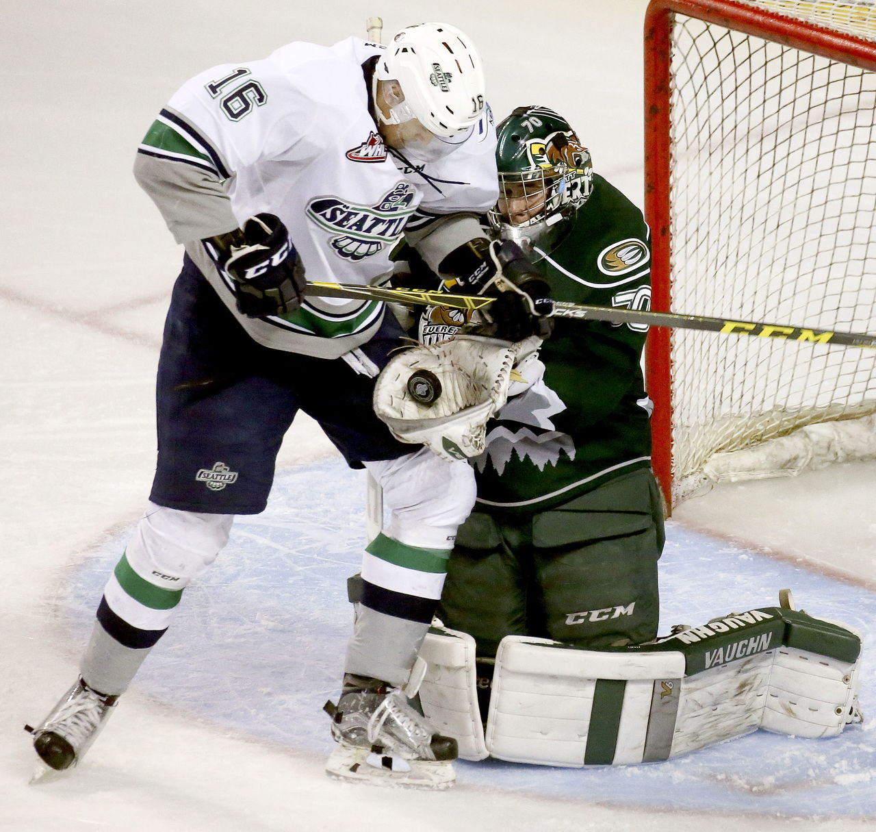 Final thoughts as Everett Silvertips go up 1-0 on the Seattle Thunderbirds (with updated game story and video)