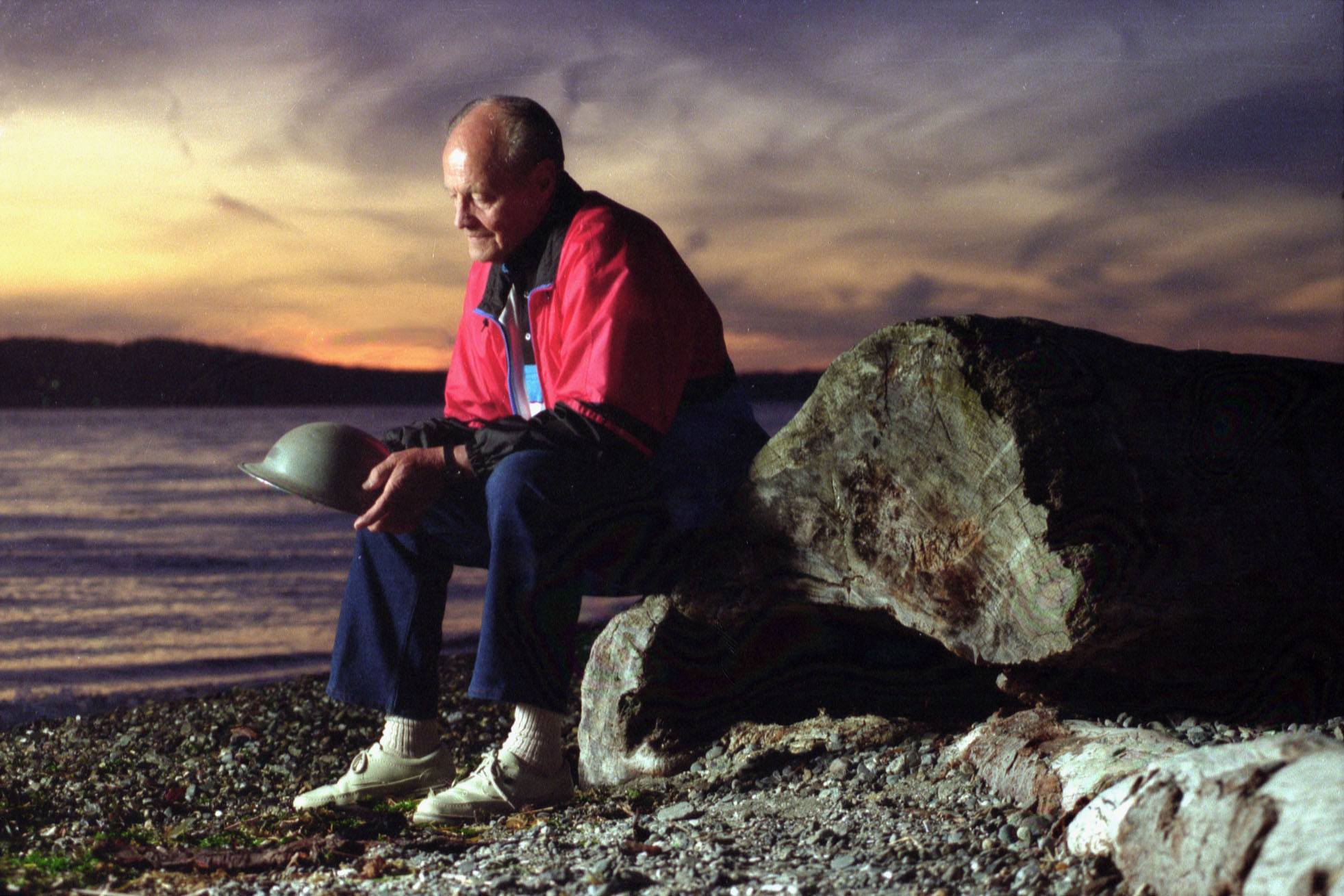 World War II veteran Jack Elkins, shown here in 1995, experienced some of the war’s worst shelling in a foxhole on a beach on the Pacific island of Corregidor. He was later captured by the Japanese and was held for a considerable time as a POW.