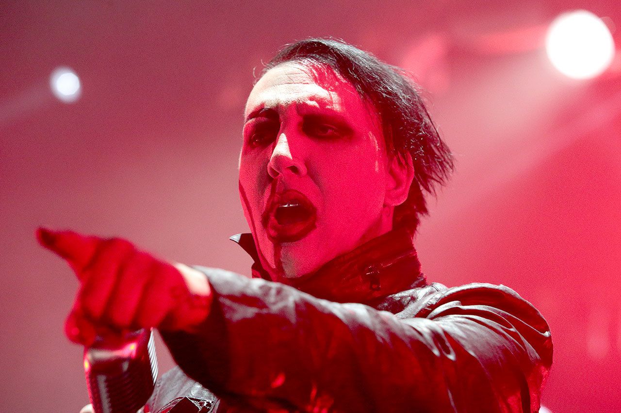 Marilyn Manson says he has no intention of voting for either Hillary Clinton or Donald Trump. (Associated Press photo)