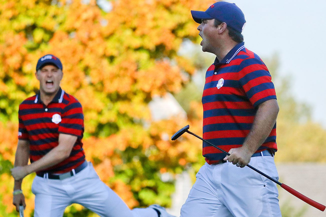 Americans take 3-point lead at Ryder Cup behind Reed, Spieth