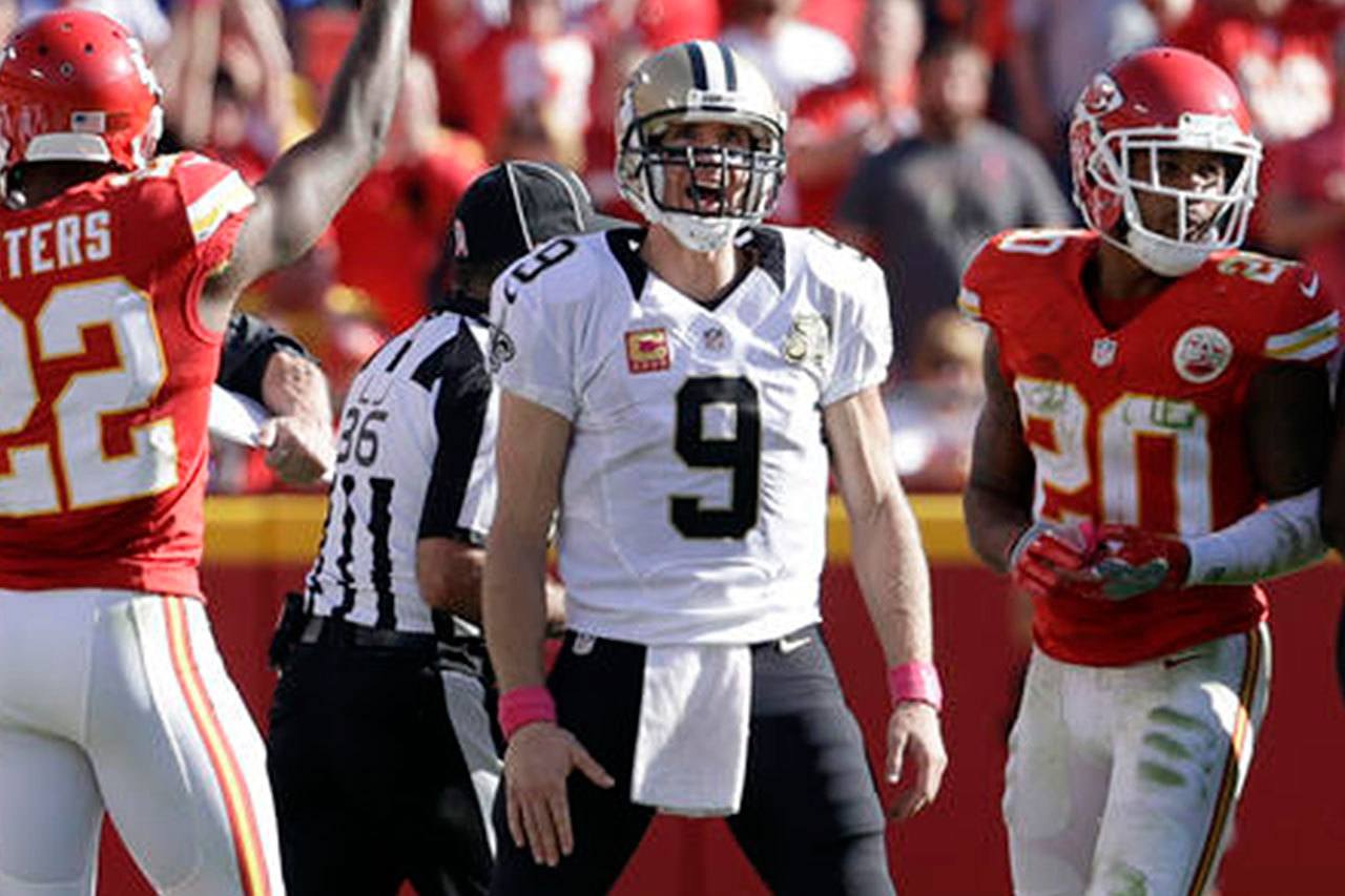 New Orleans Saints quarterback Drew Brees (9) ranks third on the NFL’s all-time list in both career passing yards (63,003) and career touchdown passes (445). (AP Photo/Jeff Roberson)