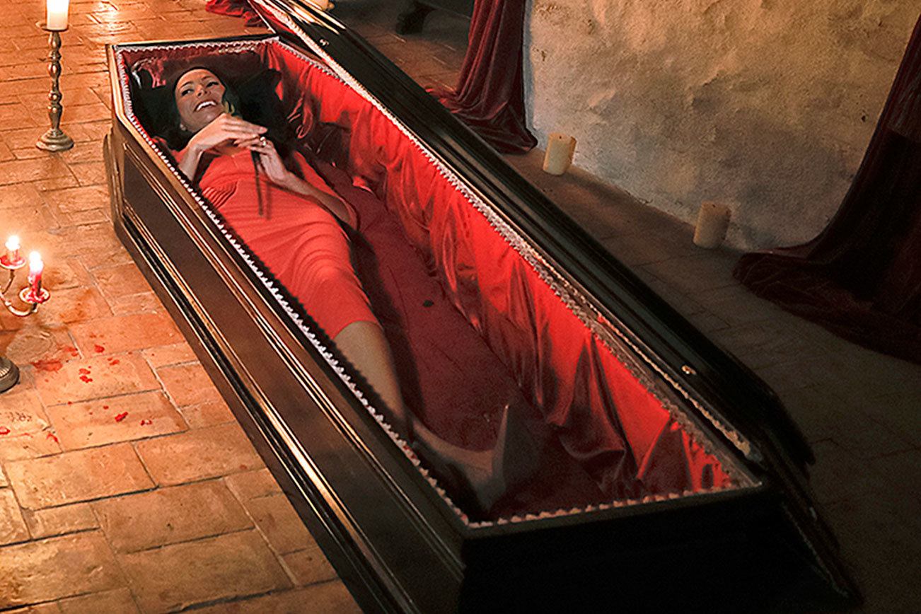 Romania 2 Canadians to sleep in coffins at Dracula’s Castle