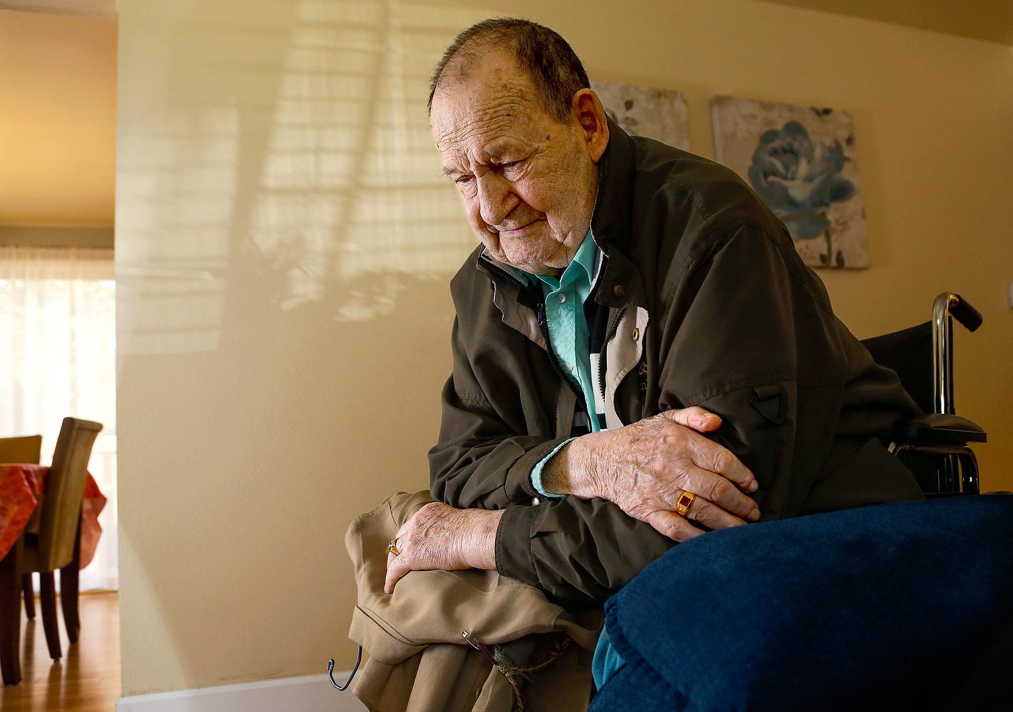 Paul Bartlett, a veteran of the Iwo Jima battle during World War II, has written a poem as a tribute to all who sacrificed. (Dan Bates / The Herald)