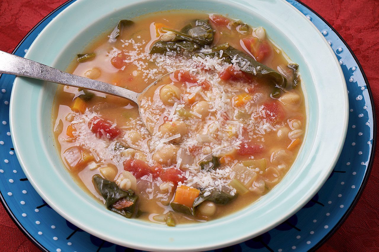 Chickpea and farro stew. (Deb Lindsey / For The Washington Post)
