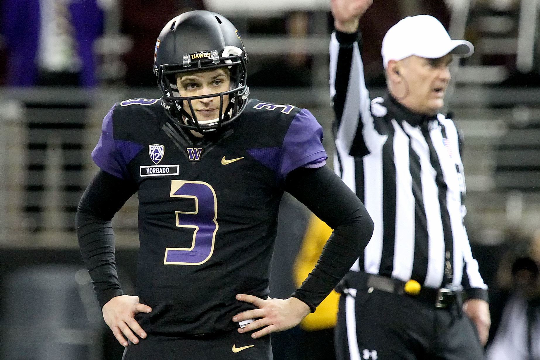 Huskies’ playoff hopes take major blow with 26-13 loss to USC