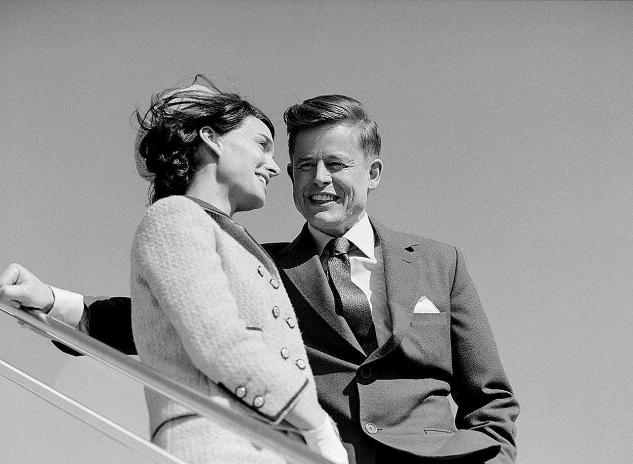 Natalie Portman portrays Jackie Kennedy and Caspar Phillipson plays John F. Kennedy in “Jackie.” (Fox Searchlight Pictures)