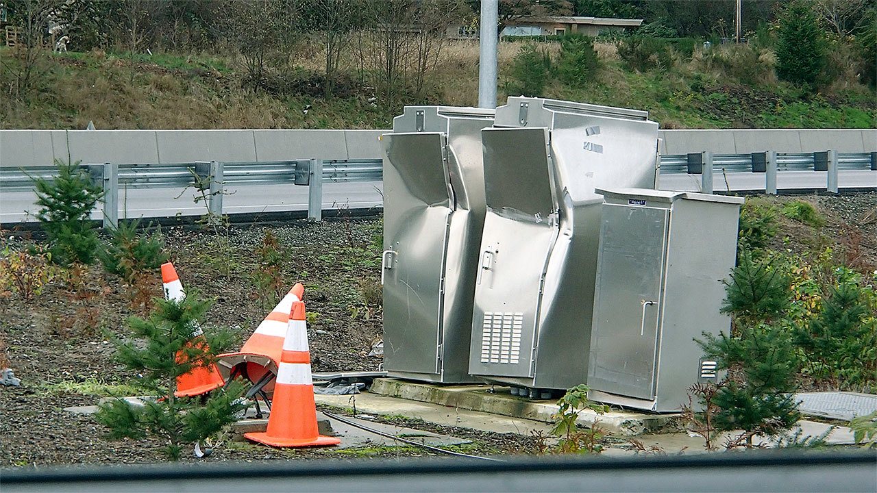 The cabinet that controls streetlights over the U.S. 2-Bickford Avenue interchange in Snohomish was recently hit for a second time this year. Washington State Department of Transportation crews plan to install guardrails before replacing the cabinet again. (Herald photo)