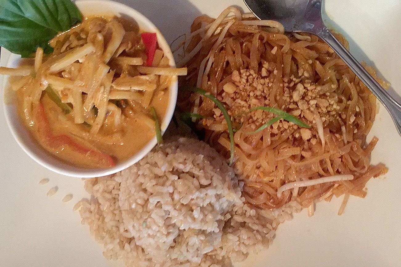 Lunch combos offer delicious variety at Mukilteo Thai