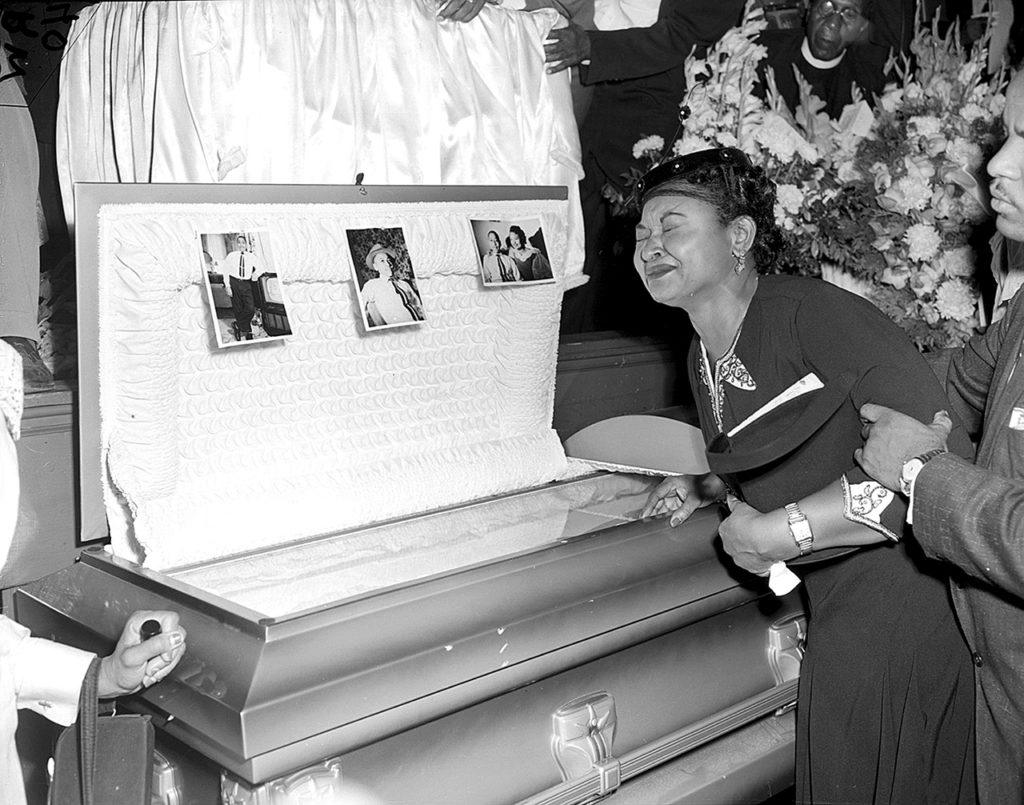 In this Sept. 6, 1955 photo, Mamie Till Mobley weeps at her son’s funeral in Chicago. (AP Photo/Chicago Sun-Times) /Chicago Sun-Times via AP)

