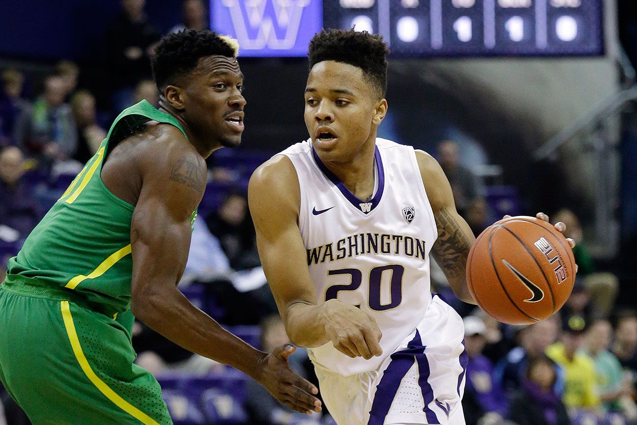 Huskies roll over in 83-61 loss to No. 15 Oregon