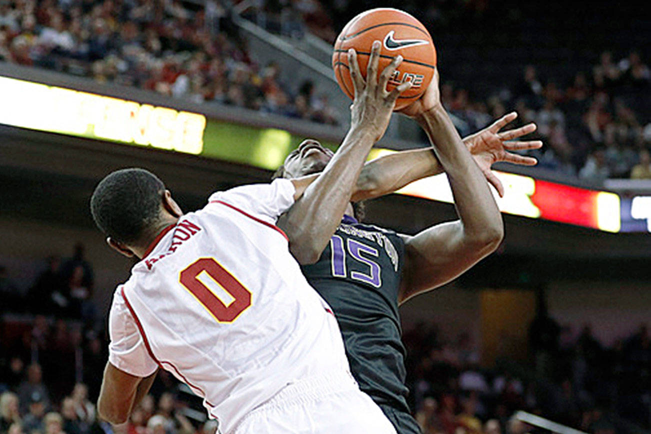 UW men putting all their eggs in Pac-12 tourney basket