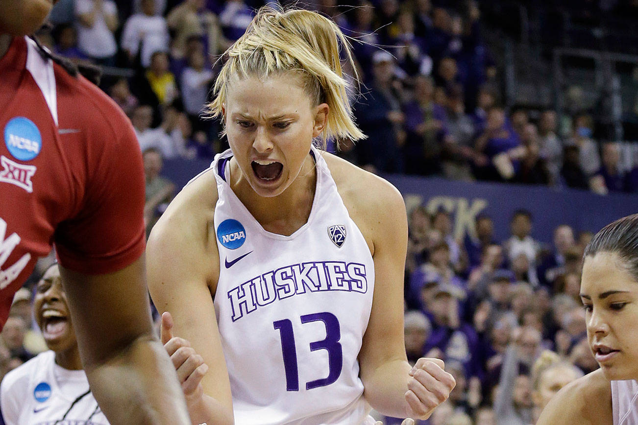 UW women thump Oklahoma, return to Sweet 16