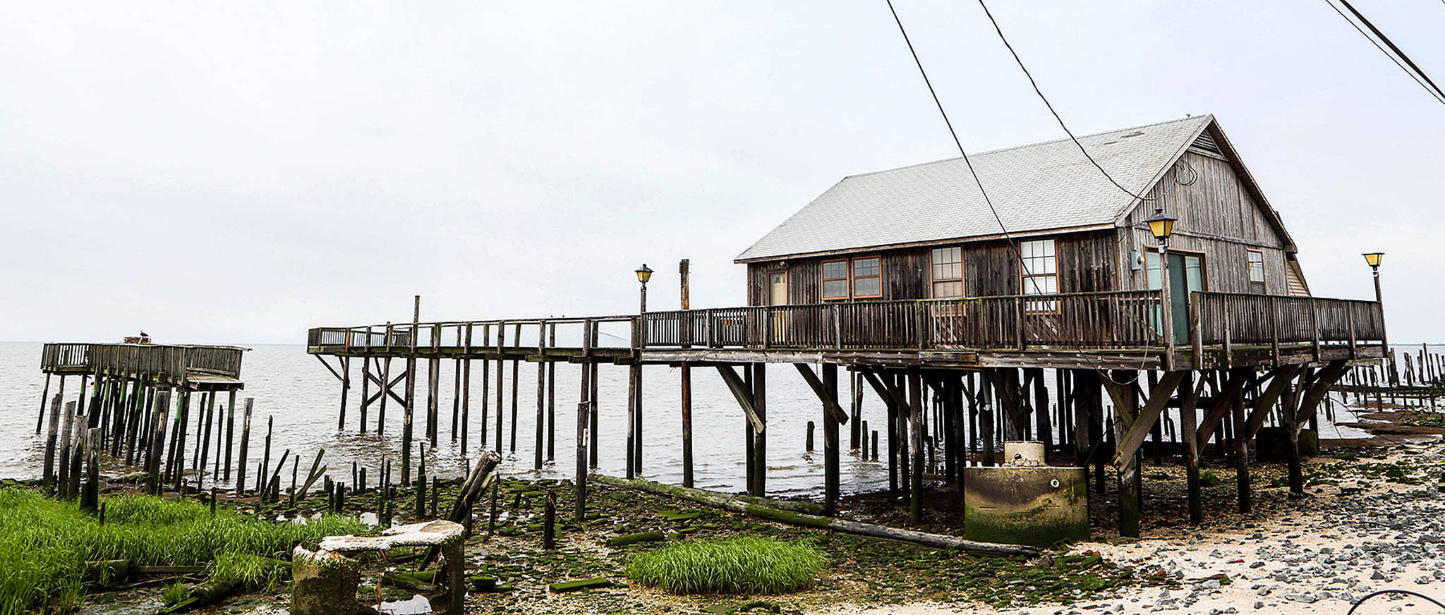 An abandoned home at Bay Point Marina in Cedarville, New Jersey, last June. (Christopher Goodney / Bloomber News)