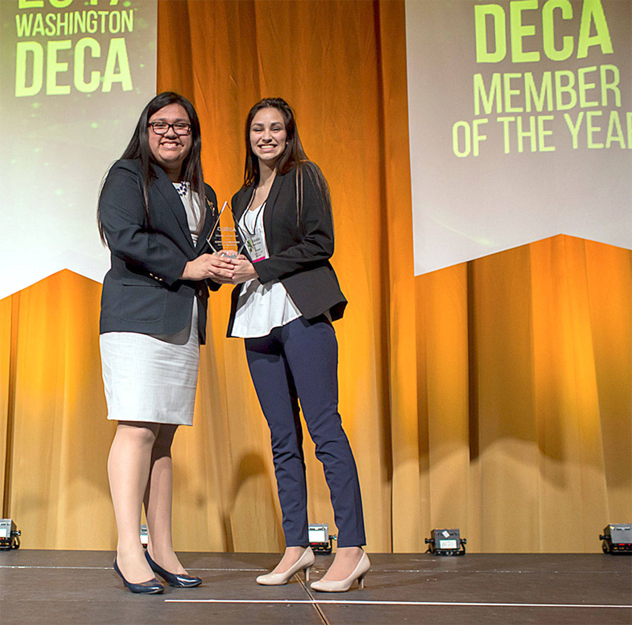 Cascade High School’s Xeindria Chandran is awarded the 2017 DECA Member of the Year at the 2017 DECA State Career Development Conference, held March 2-4 in Bellevue. (Washington DECA photo)