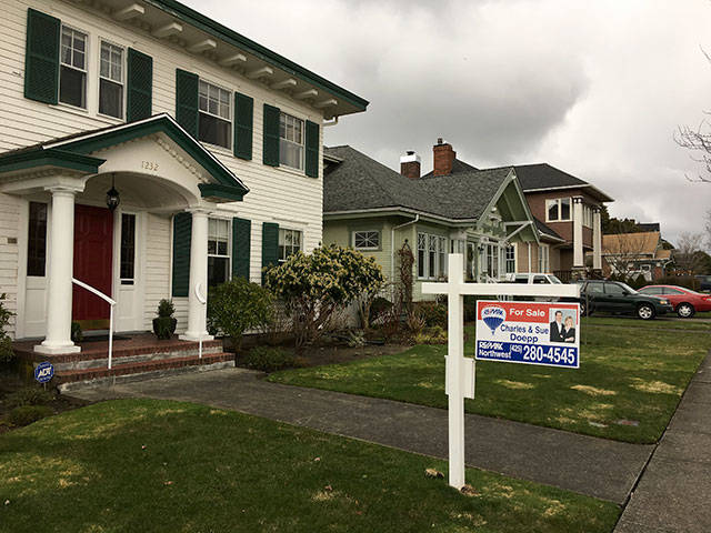 People who buy homes in the surburbs save $948 a month over people who choose to buy in Seattle, but finding available homes for sale remains a problem. (Jim Davis / The Herald Business Journal)
