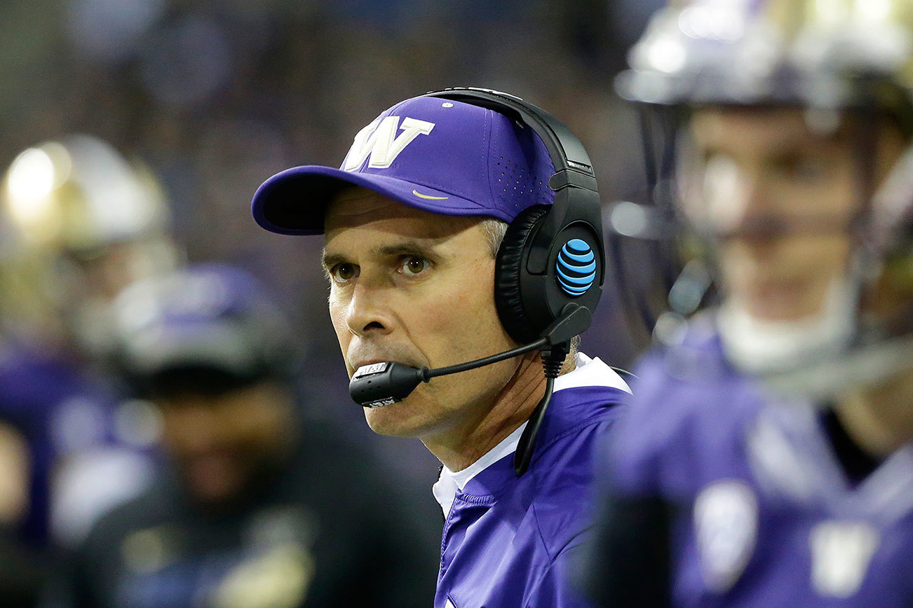Husky football coach gets contract extension through 2023