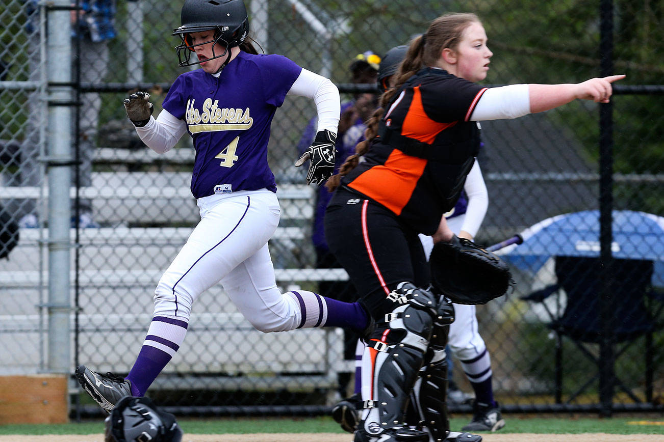 Lake Stevens softball team defeats Monroe, remains unbeaten