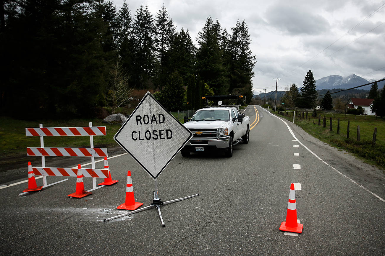 Slide hazard prompts closure of Oso highway until Thursday