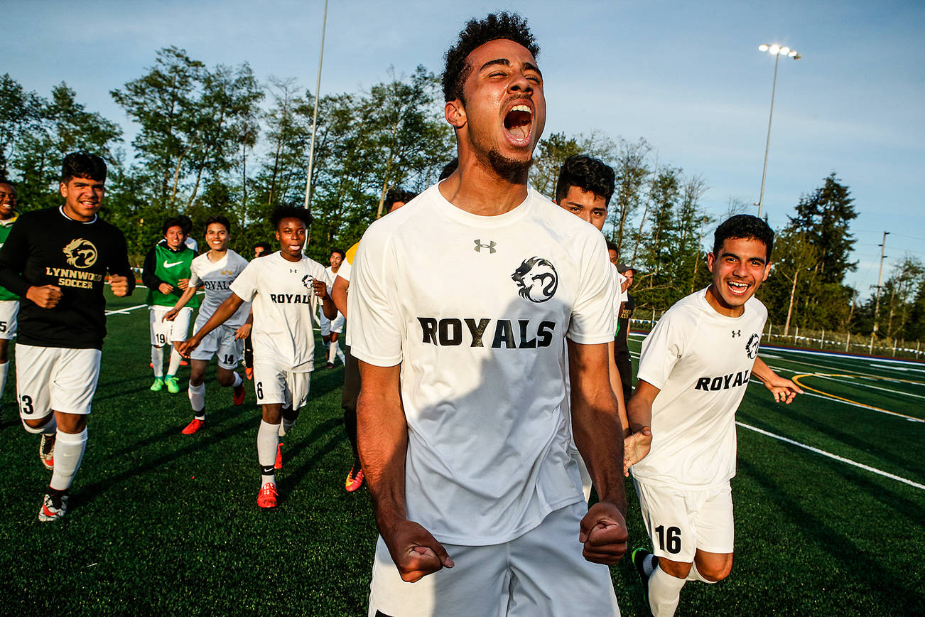 Lynnwood clinches 1st state soccer berth in 31 years