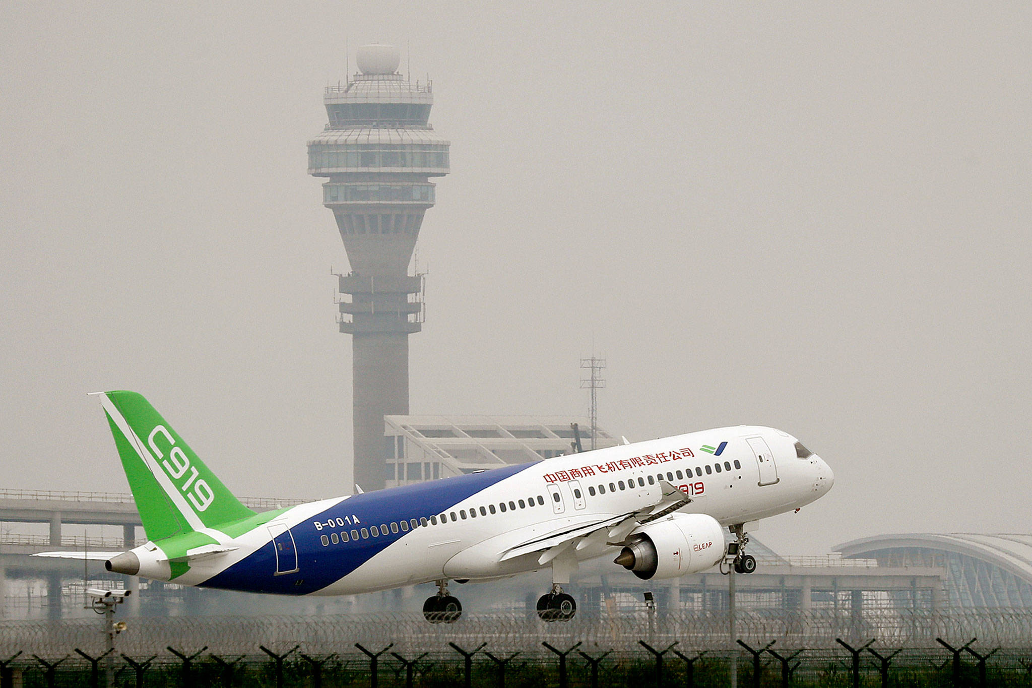 China’s C919 passenger jet has successful maiden flight