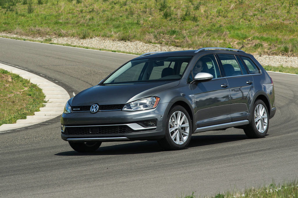 The 2017 Volkswagen Golf Alltrack S 4Motion hits the curves at The Ridge Motorsports Park during Mudfest. (Josh Mackey / NWAPA)
