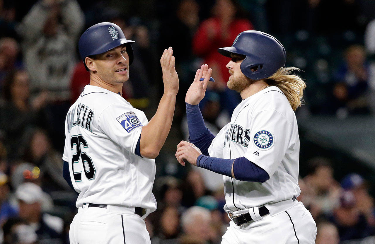 7run 7th inning fuels Mariners’ 82 win over Rangers