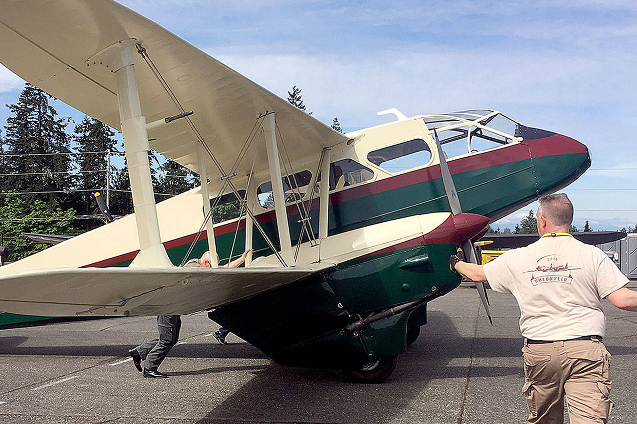 Paine Field museum scores rare 1930s de Havilland airplane