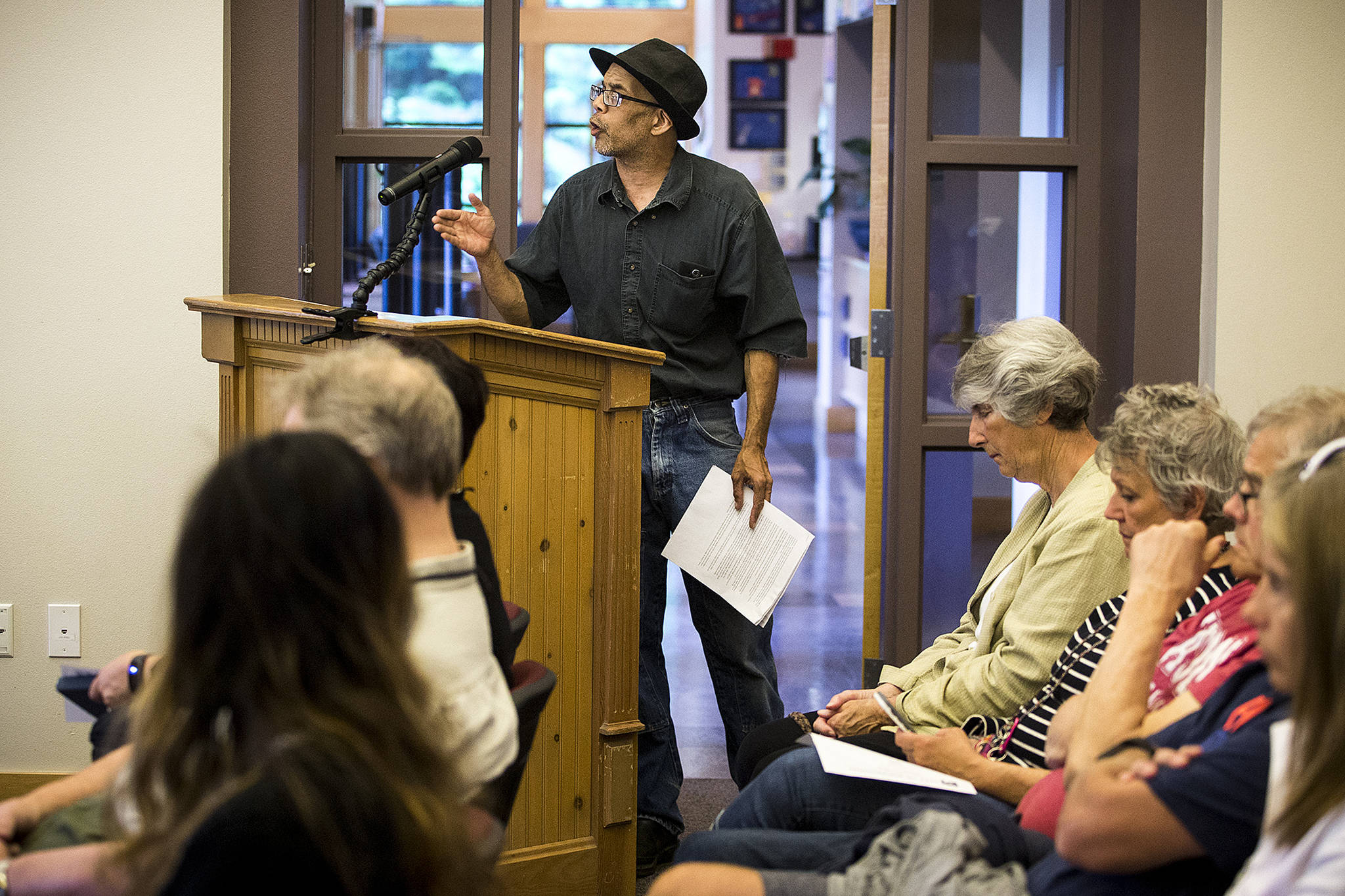 The Snohomish City Council asked Bill Betten to wrap up his comments after he had exceeded the time limit during a meeting June 6. (Ian Terry / The Herald)