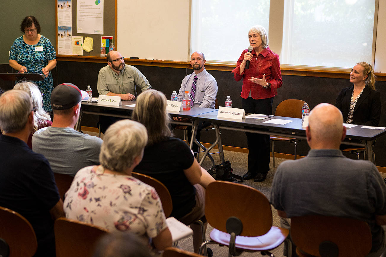 Strong-mayor candidates meet the voters in Snohomish