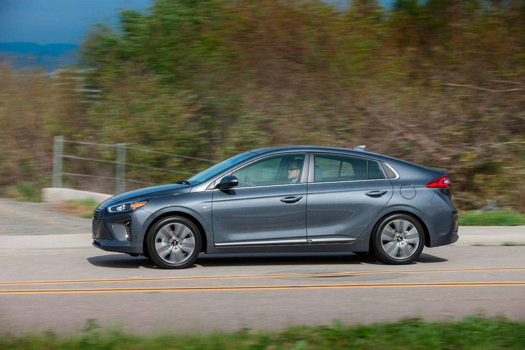 City/highway/combined fuel economy ratings for the new 2017 Hyundai Ioniq Hybrid are 57/59/58 mpg. (Manufacturer photo)
