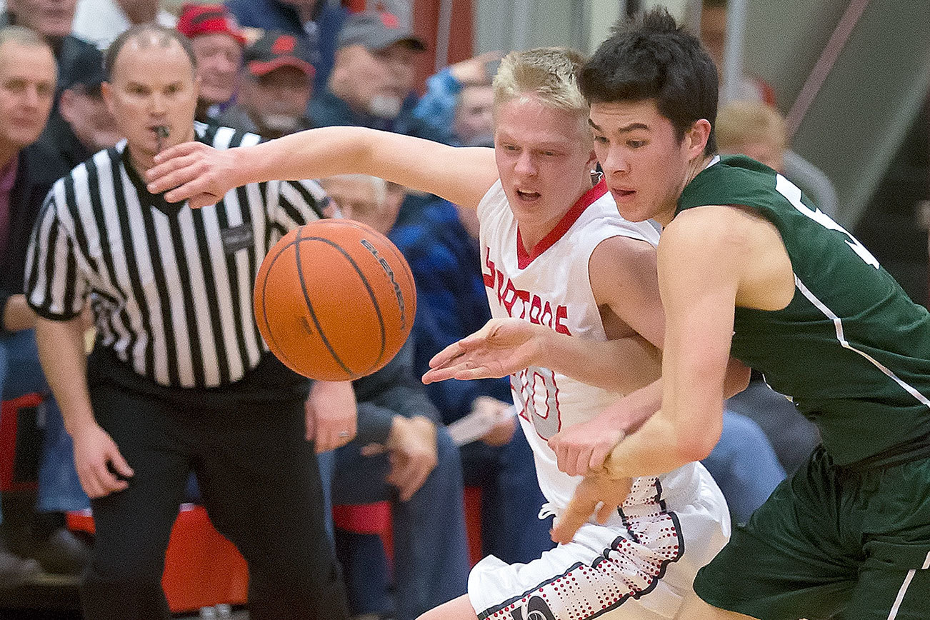 Stanwood boys beat Shorecrest 75-61 to capture Wesco 3A title