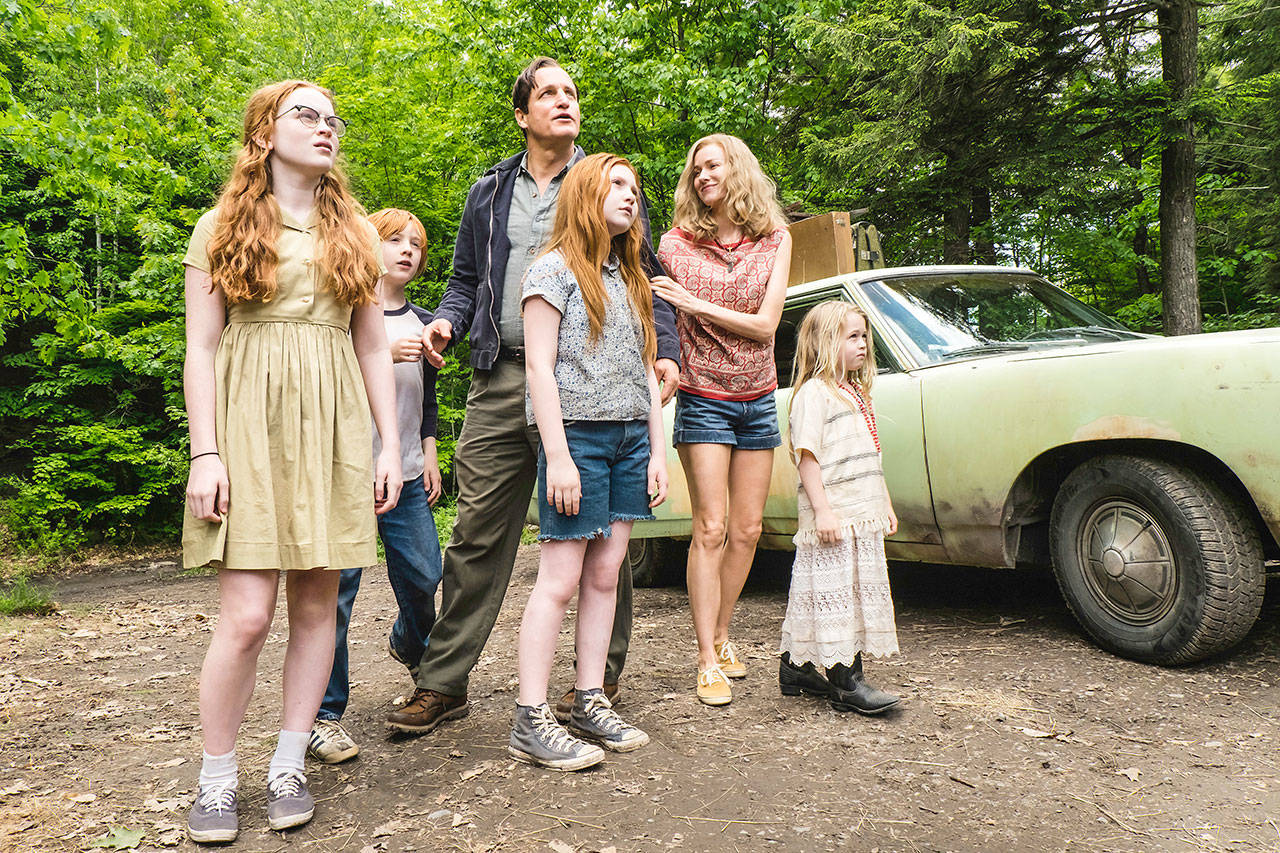 From left, Sadie Sink, Charlie Shotwell, Ella Anderson (foreground center), Woody Harrelson, Naomi Watts and Eden Grace Redfield play family members led by a raging alcoholic narcissist (Harrelson) in “The Glass Castle.” (Lionsgate)