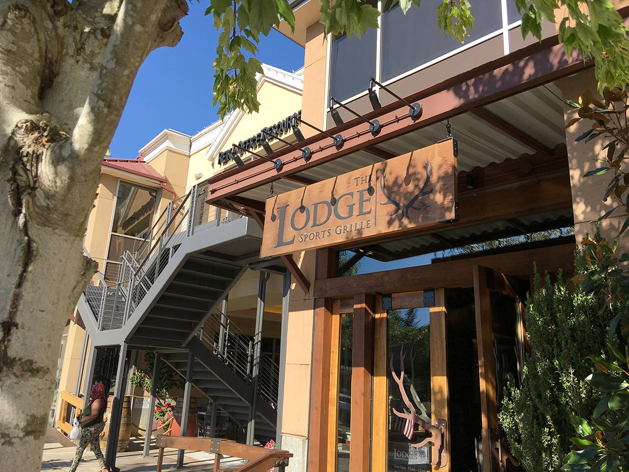 Bellevue-based CBC Partners will be buying the high-end sports bars Lodge Sports Grille, including the first one that opened in Mukilteo and another in Mill Creek. (Jim Davis / HBJ)