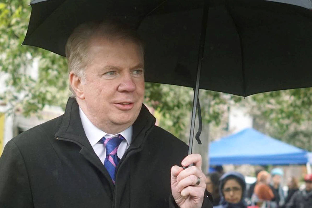 After months of scandal, Seattle mayor resigns office