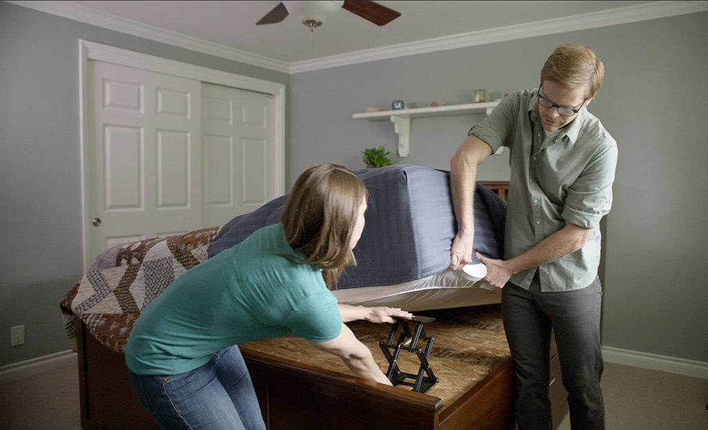 Snohomish inventor makes changing beds magical