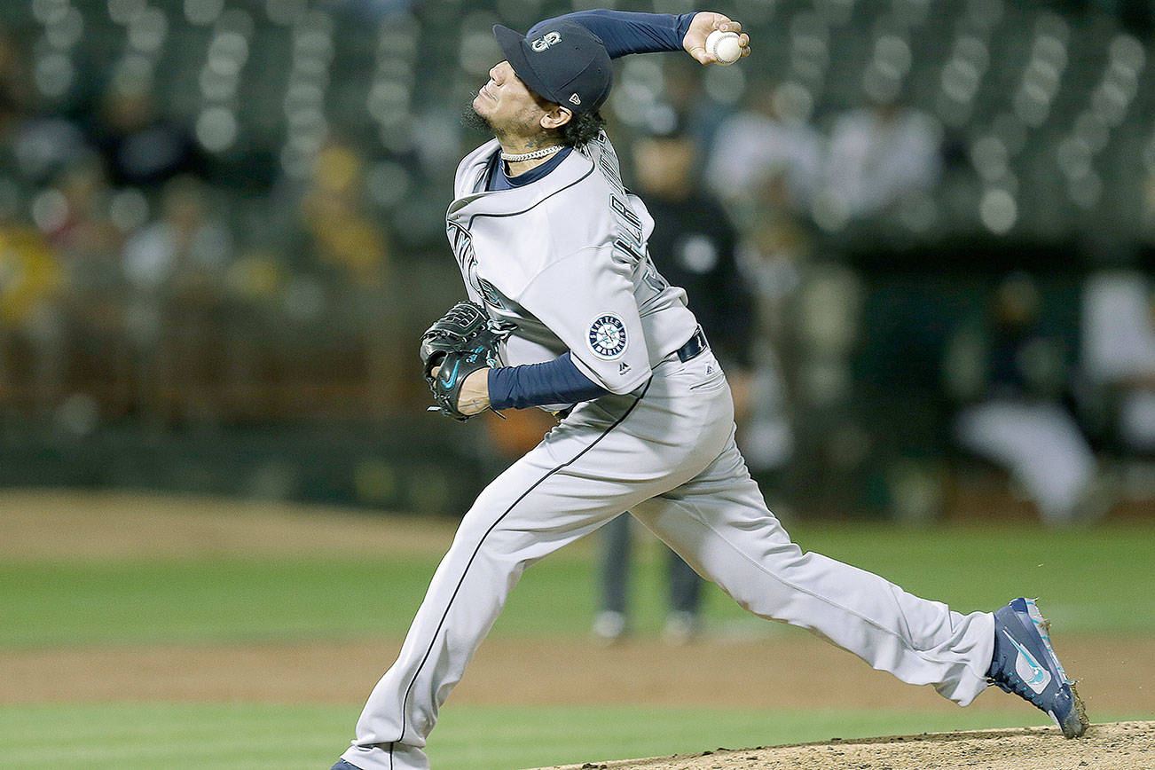 Mariners thump Oakland 7-1