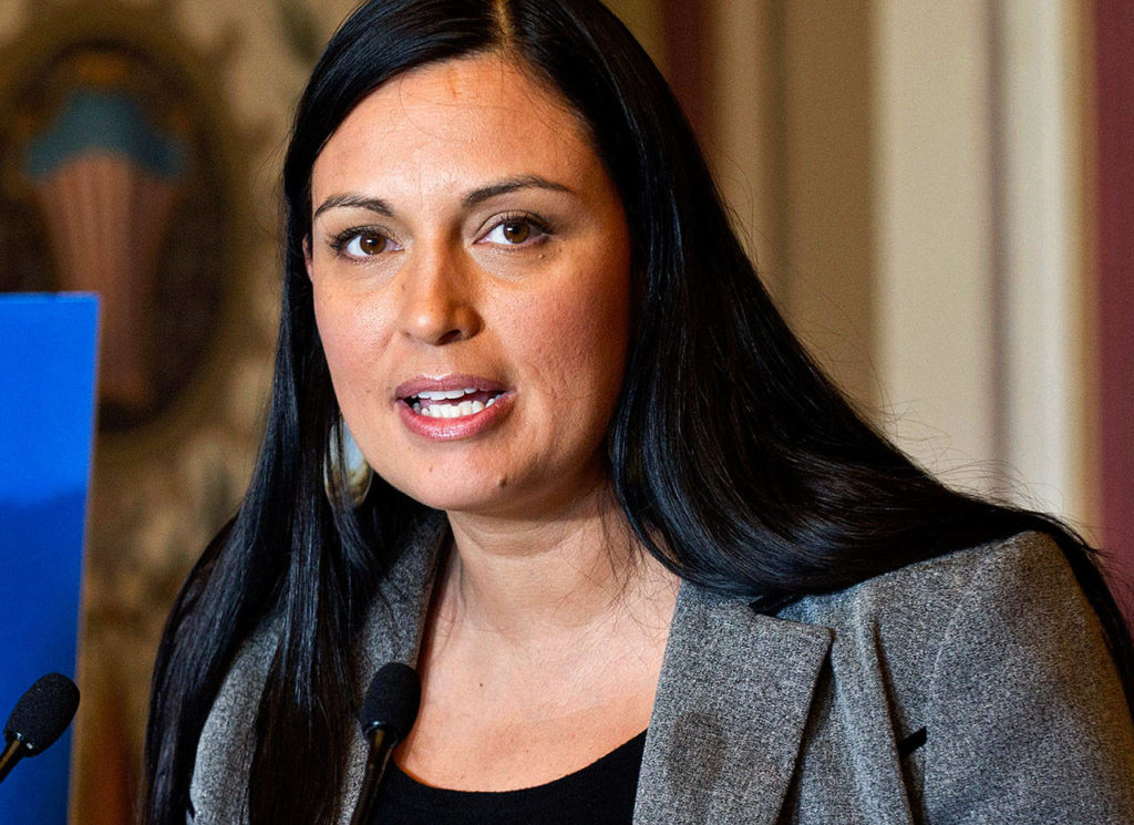 Deborah Parker (right), former vice chairwoman of the Tulalip Tribes Board of Directors, speaks at a 2012 Washington, D.C., press conference related to the Violence Against Women Act. Parker is among recipients of the 2017 KSER Voice of the Community Awards. (Photo courtesy of U.S. Sen. Patty Murray’s office)
