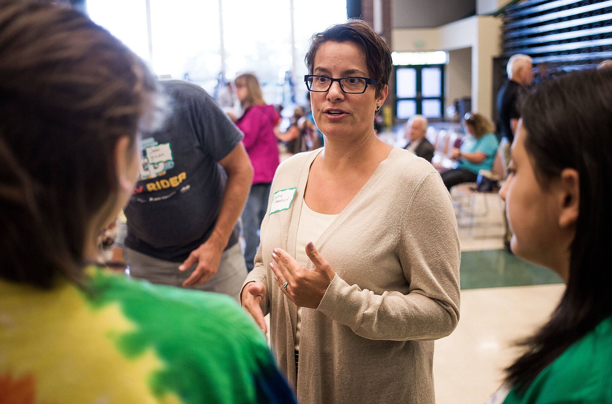 Cassie Franklin before the Everett mayoral candidates debate Sept. 11. (Andy Bronson / The Herald)