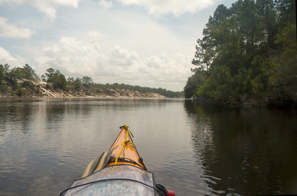 Landau’s kayak Whisper plies the calm of the Tennesee-Tombigbee Waterway. (Hank Landau)

