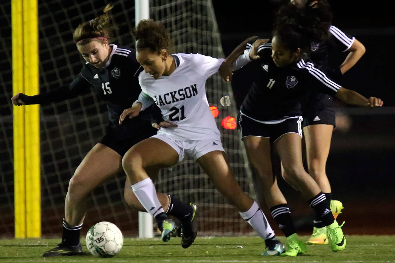 Jackson tops Lake Stevens on PKs to earn state soccer berth